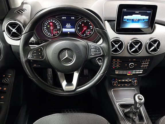 Mercedes-Benz B180 7 of 21