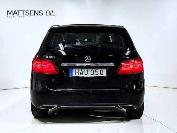 Mercedes-Benz B180 15 of 21
