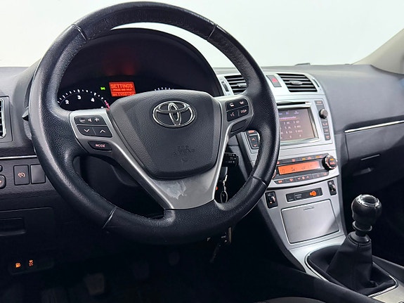 Toyota Avensis 10 of 26