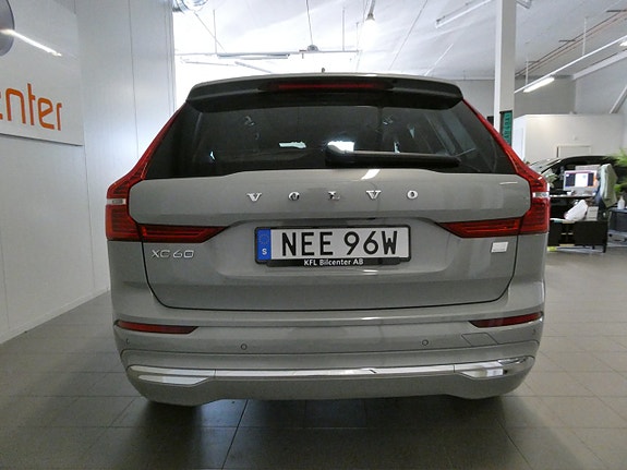 Volvo XC60 9 of 24