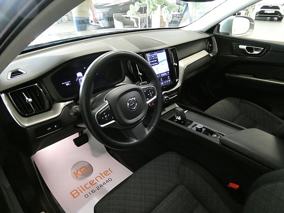 Volvo XC60 14 of 24