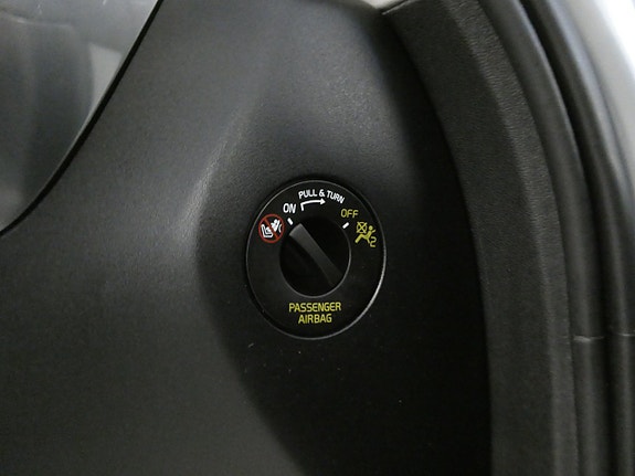 Volvo XC60 17 of 24