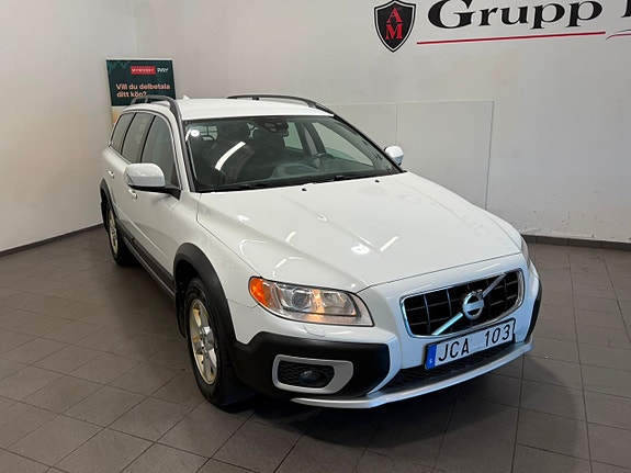 Volvo XC70 9 of 19