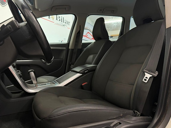 Volvo XC70 16 of 19