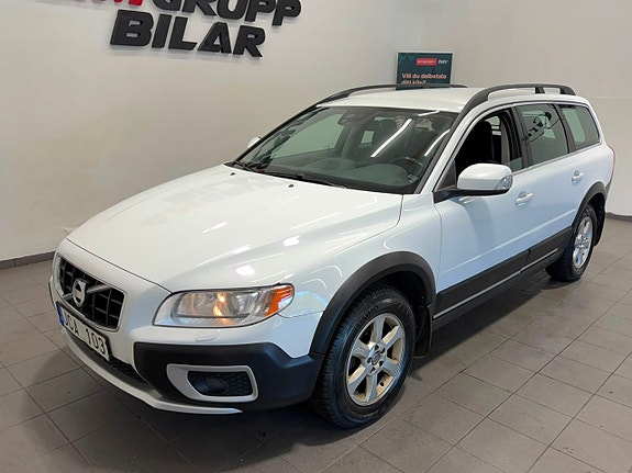 Volvo XC70 15 of 19