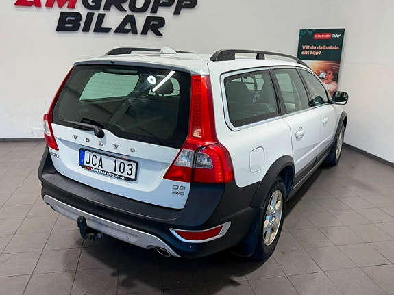 Volvo XC70 13 of 19