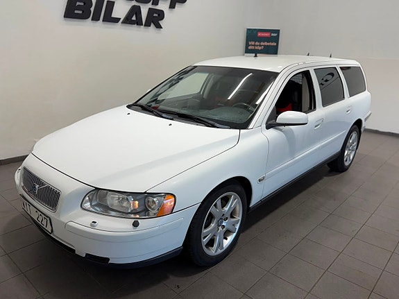 Volvo V70 15 of 18