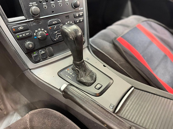 Volvo V70 14 of 18