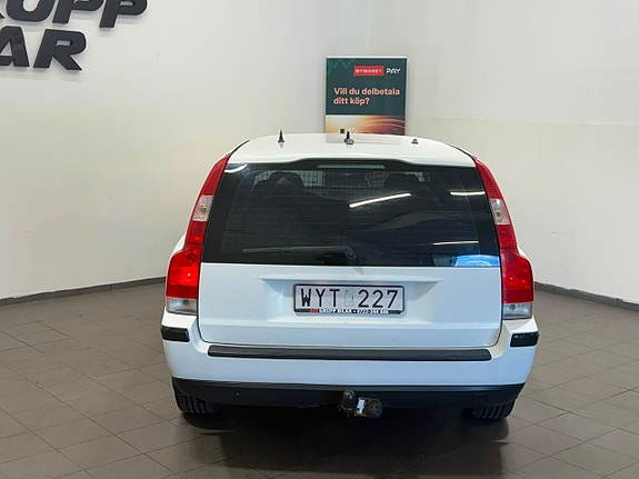 Volvo V70 8 of 18