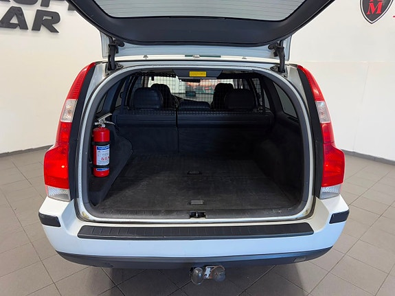 Volvo V70 10 of 18