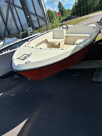 Lohi 4.50, finsk styrpulpet nu tömmer vi / bud 4 of 4