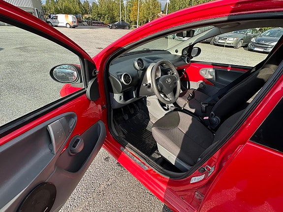 Toyota Aygo 11 of 11