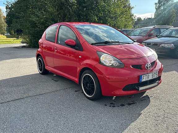 Toyota Aygo 5 of 11