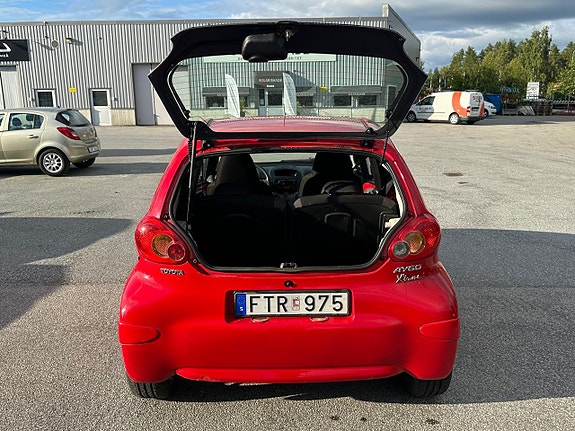 Toyota Aygo 8 of 11
