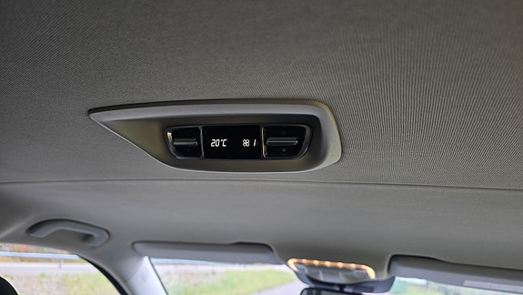 Mercedes-Benz V250 d 19 of 19