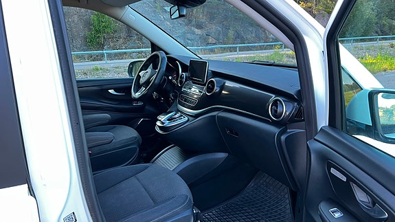 Mercedes-Benz V250 d 9 of 19