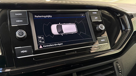 Volkswagen T-Cross 16 of 17