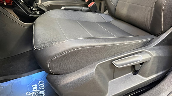 Volkswagen T-Cross 12 of 17