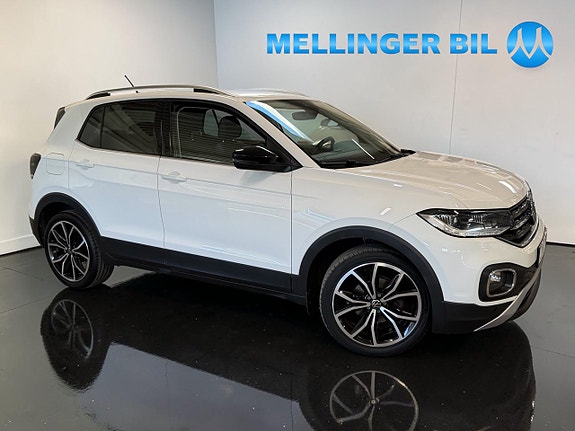 Volkswagen T-Cross 2 of 17