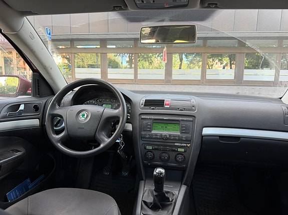 Skoda Octavia 9 of 10