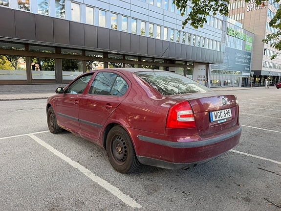 Skoda Octavia 4 of 10
