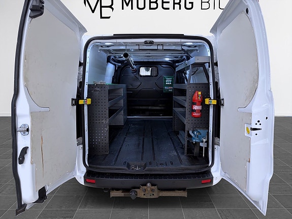 Ford Transit Custom 9 of 17