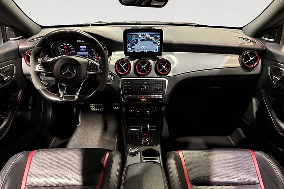 Mercedes-Benz CLA45 12 of 19