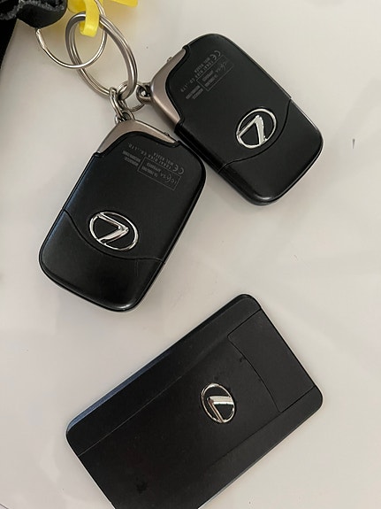 Lexus LS460 13 of 15