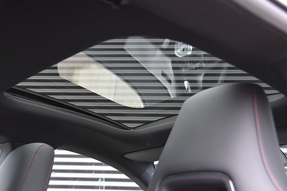 Mercedes-Benz CLA250 e 12 of 21