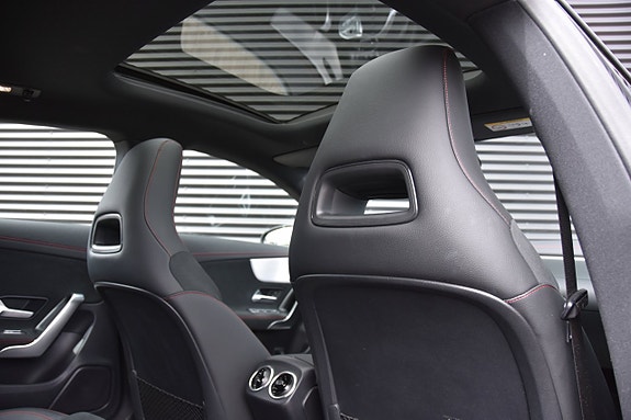 Mercedes-Benz CLA250 e 13 of 21