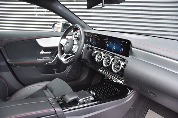 Mercedes-Benz CLA250 e 9 of 21