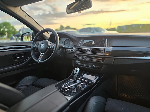 BMW 525d 5 of 14