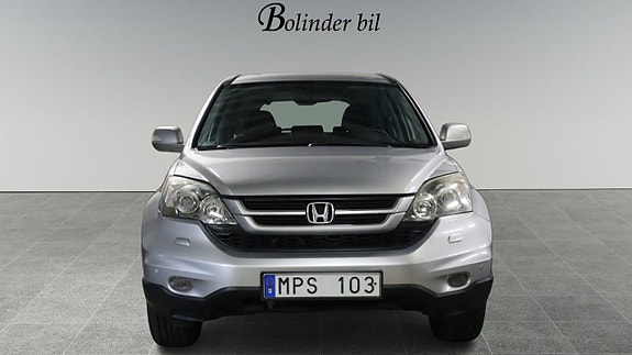Honda CR-V 2 of 18