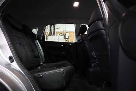 Honda CR-V 12 of 18