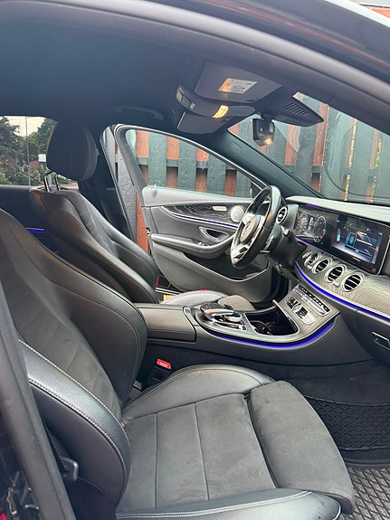 Mercedes-Benz E200 d 13 of 26