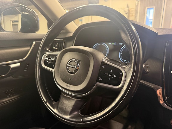 Volvo V90 Cross Country 10 of 20