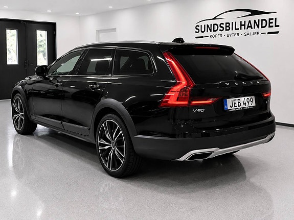 Volvo V90 Cross Country 3 of 20