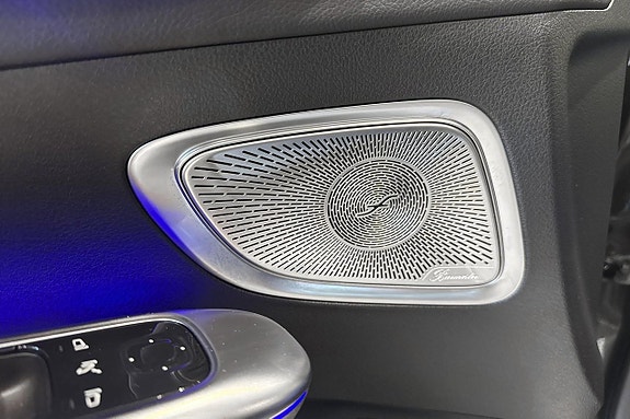 Mercedes-Benz C300 e 13 of 13