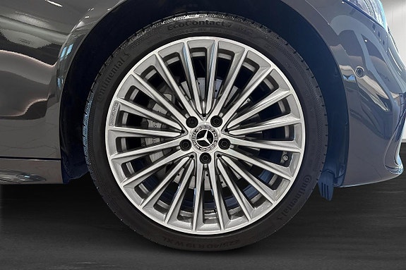 Mercedes-Benz C300 e 6 of 13