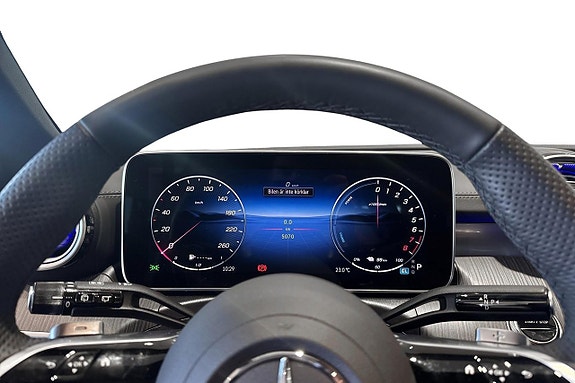 Mercedes-Benz C300 e 8 of 13