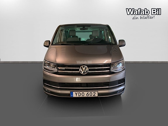 Volkswagen Multivan 2 of 25