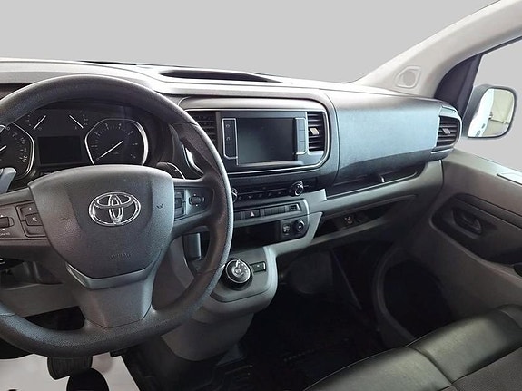 Toyota Proace 9 of 11