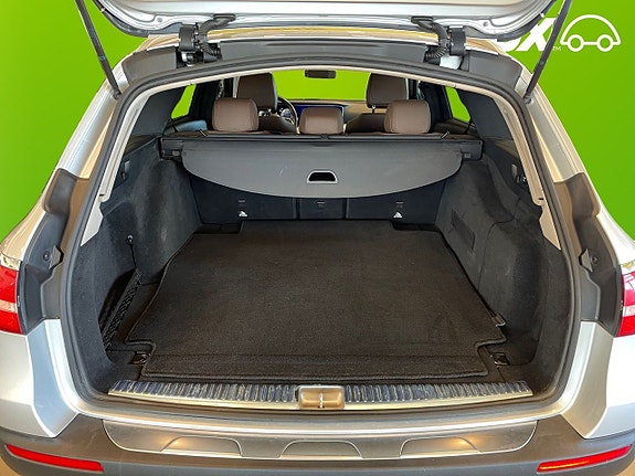 Mercedes-Benz E220 d 16 of 26