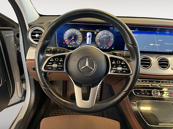 Mercedes-Benz E220 d 13 of 26