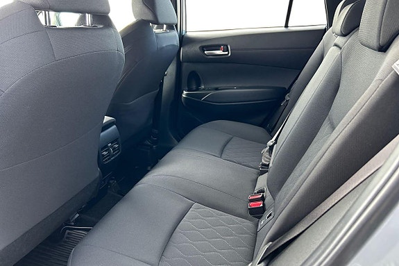Toyota Corolla Cross 11 of 23