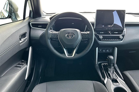 Toyota Corolla Cross 9 of 23