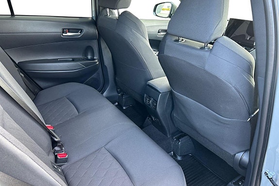 Toyota Corolla Cross 7 of 23