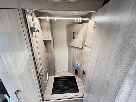 Kabe TMRX 880 LT / Hydraul-ben / Cinderella / Solcell / ALDE / AC-bodel/ 17 of 30