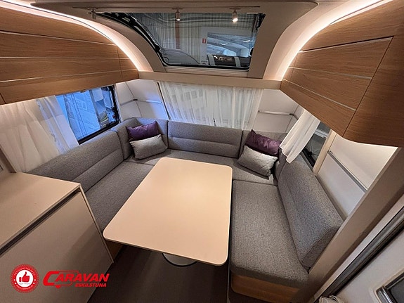 Adria Adora 593 UK / AC (NY) 3 of 25