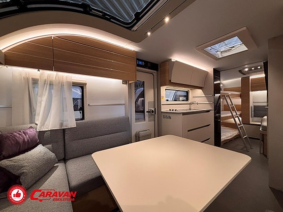Adria Adora 593 UK / AC (NY) 5 of 25